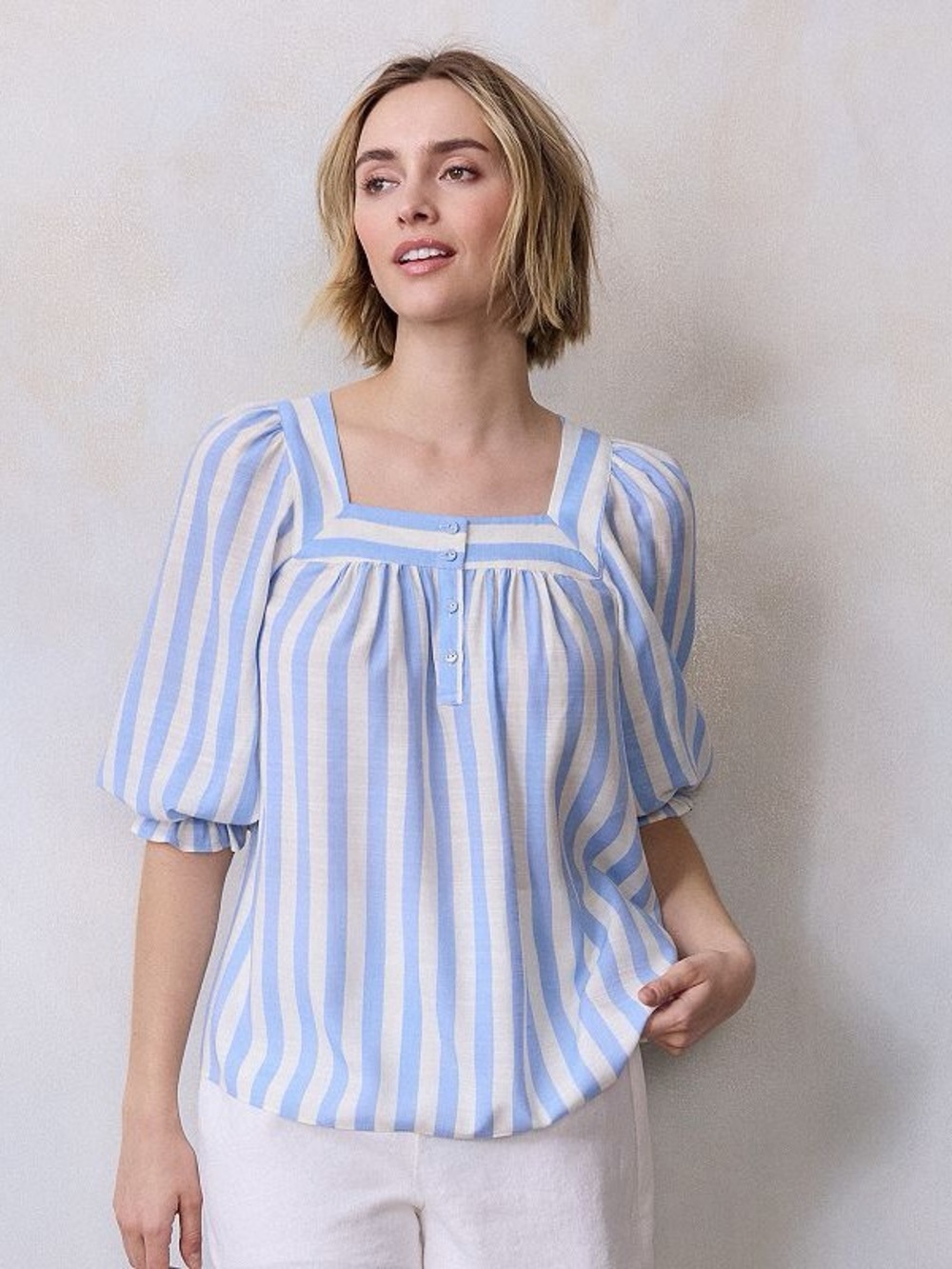 New LC Lauren Conrad henley puff sleeve peasant top